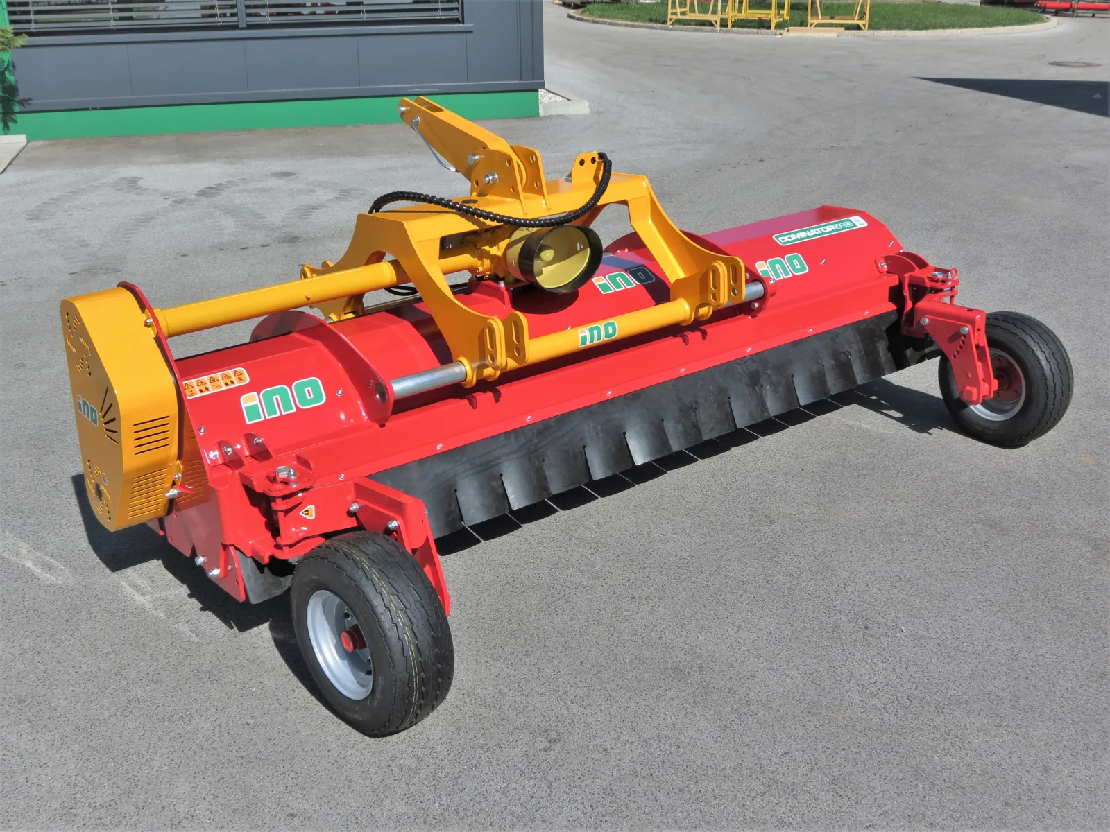 DOMINATOR s kombinirano poteznico